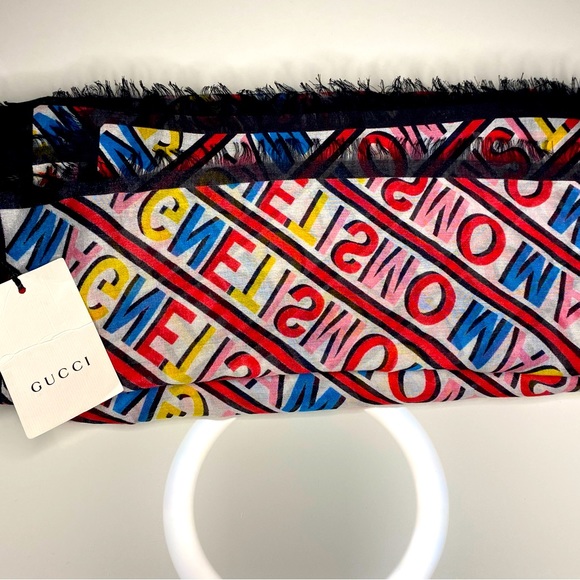 Gucci Scarf - Picture 1 of 4